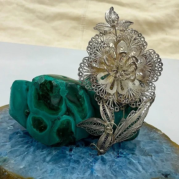 Vtg. (1960’s) Sterling Silver Flower Broach With Plant Leaves - Picture 7 of 8